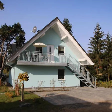 K 102 Eg - Moderne Barrierefreie Ferienwohnung Mit Wunderschönen Garten In Röbel An Der Müritz *